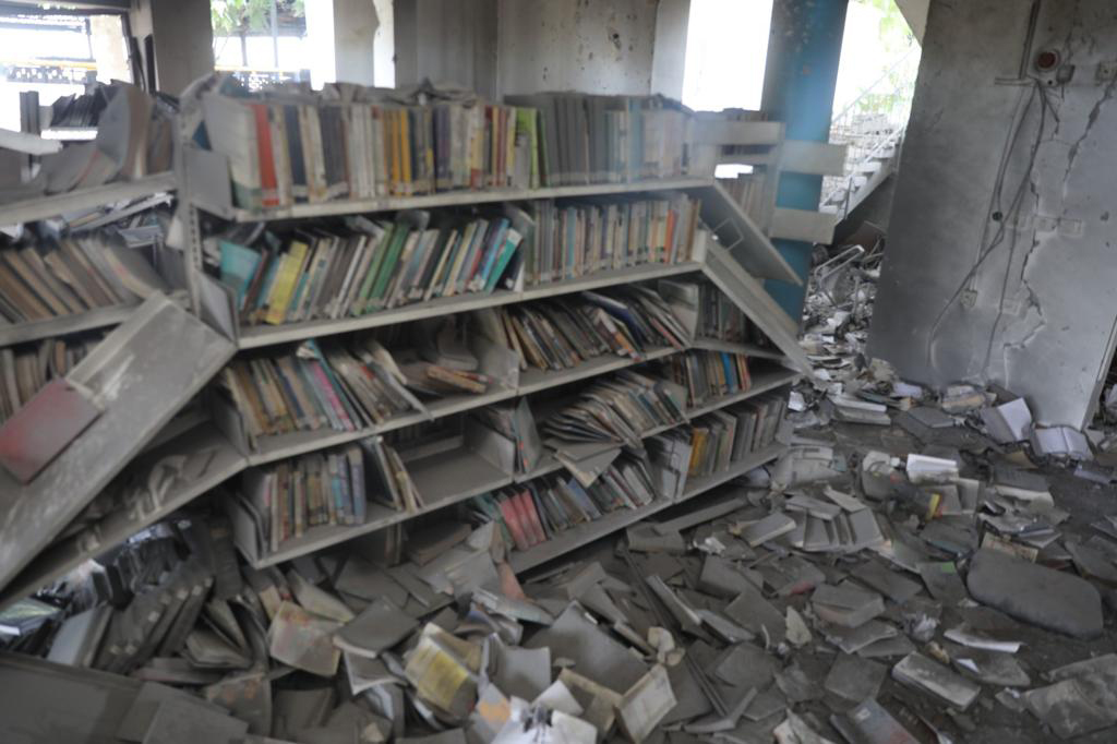 Image of destroyed library in Gaza.